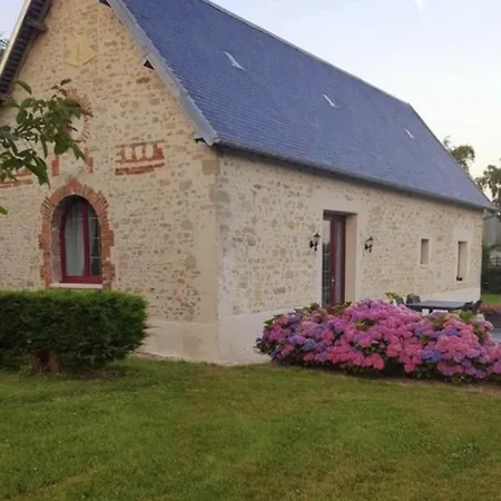 Le De L'etrier Tatil Evi